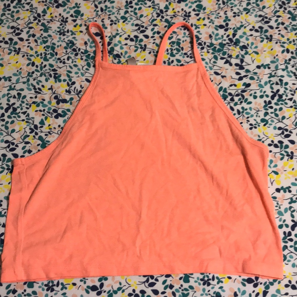 Cropped halter